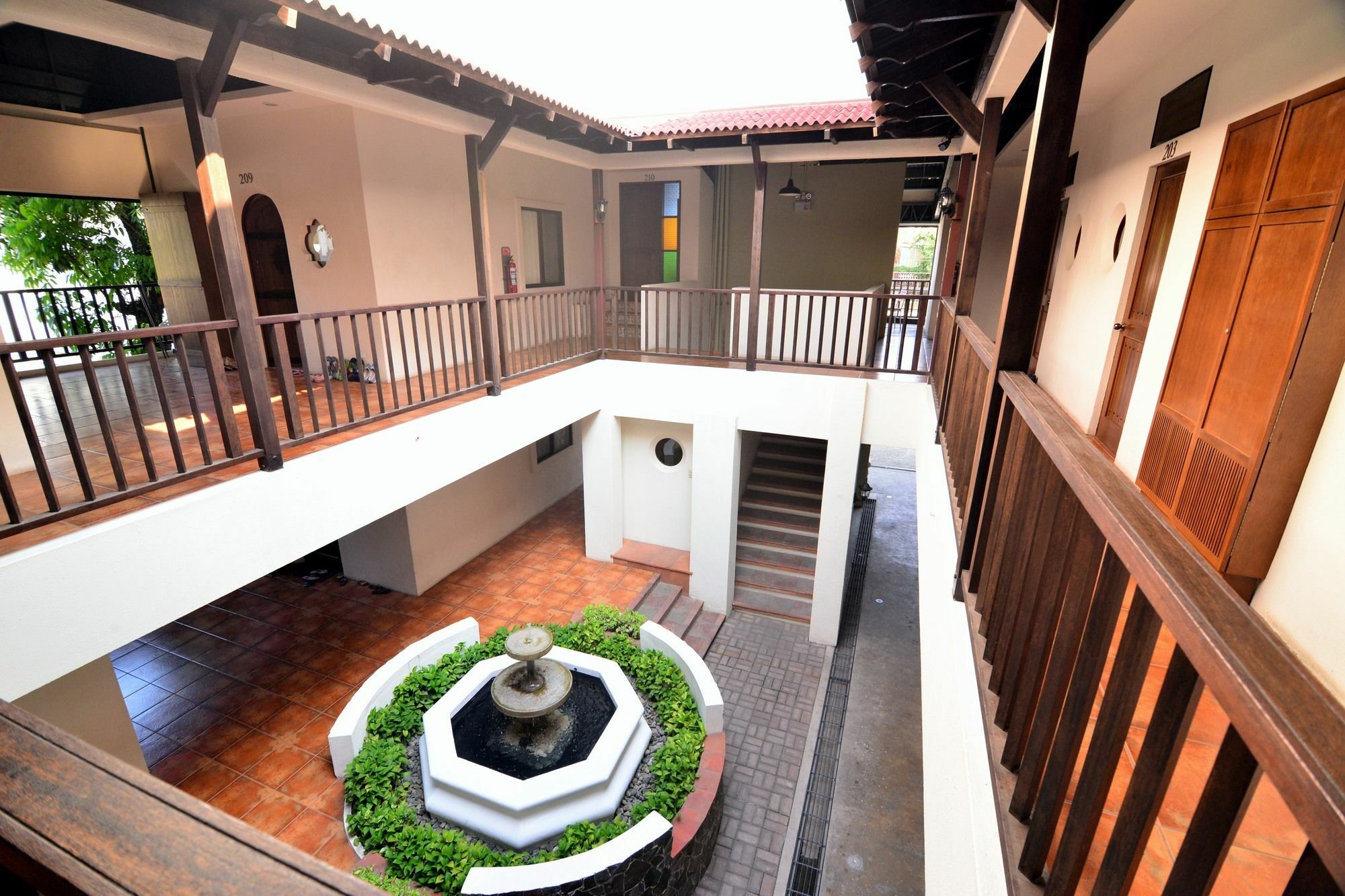 Versteeg Vacations - Fontana Residences Cebu Екстер'єр фото
