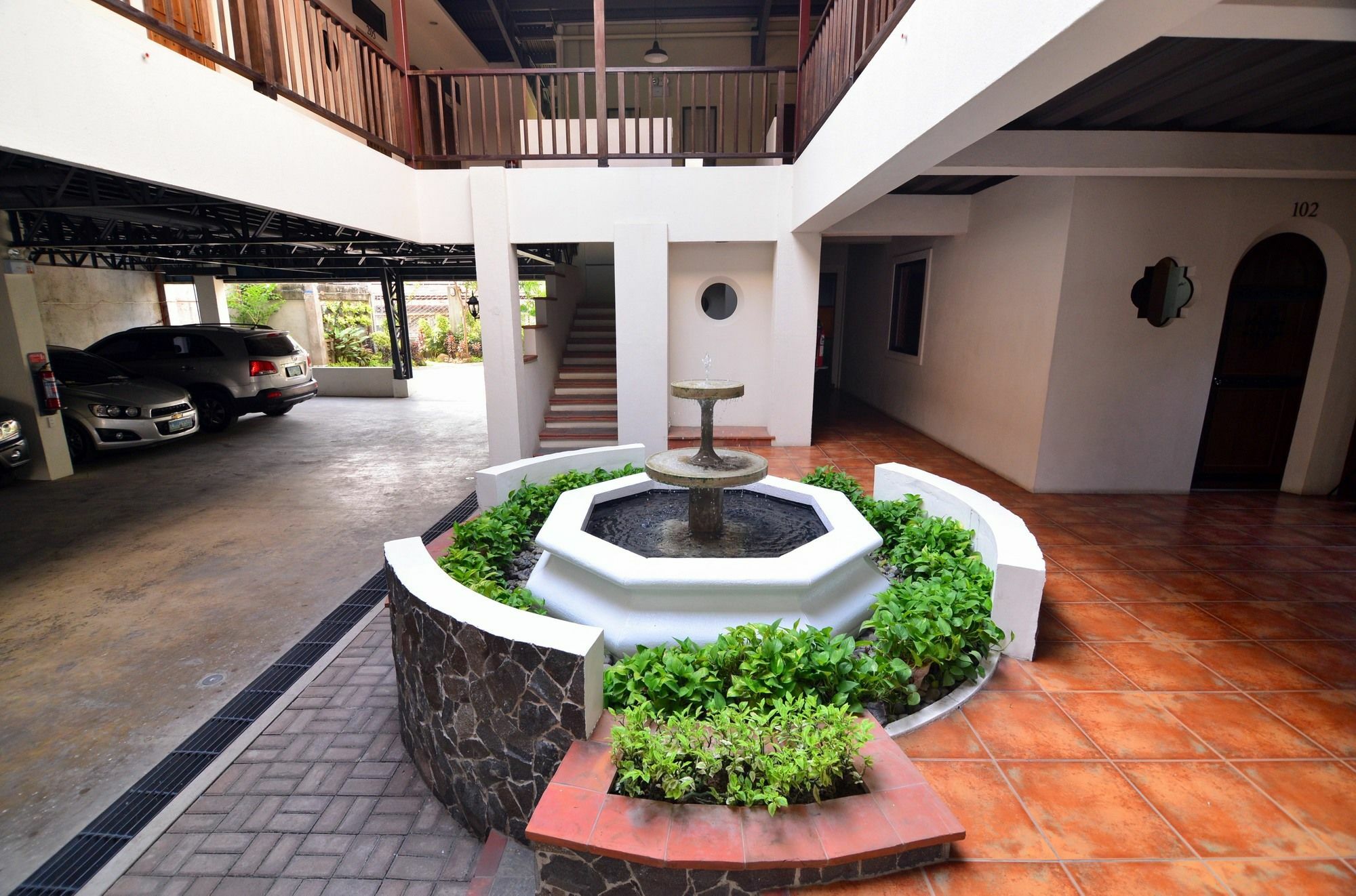Versteeg Vacations - Fontana Residences Cebu Екстер'єр фото